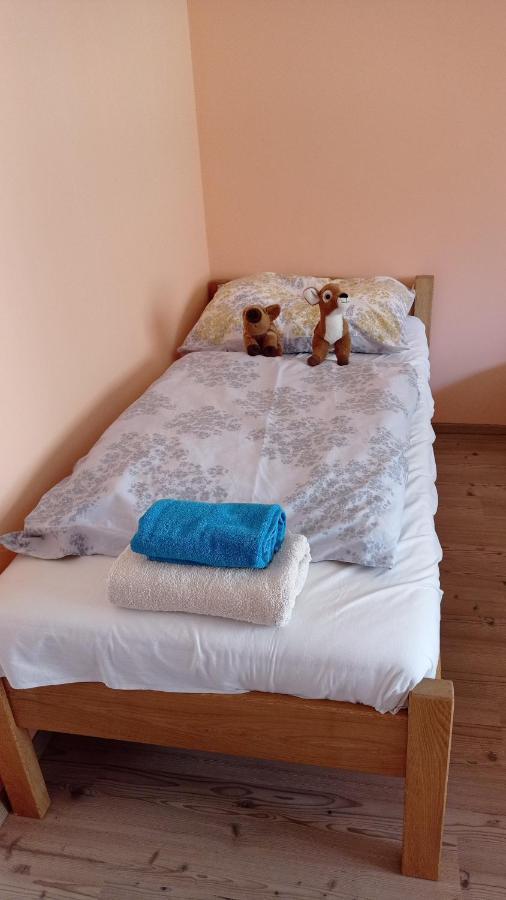 Lovas Vendeghaz Apartment Obanya Екстериор снимка
